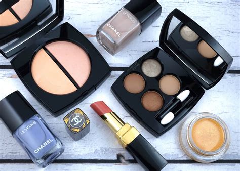 chanel autumn makeup 2019|Makeup Collection Cruise 2019 .